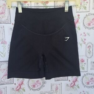 Gymshark Women's Black Seamless Scrunch Butt Workout Athletic Shorts Small